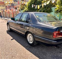 بي ام دبليو الفئة 7